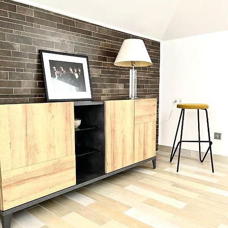 Sky - Beautiful Rooftop Apartment With Shared Pool Σπλιτ Εξωτερικό φωτογραφία
