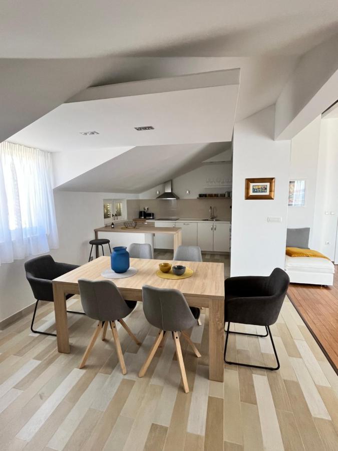Sky - Beautiful Rooftop Apartment With Shared Pool Σπλιτ Εξωτερικό φωτογραφία