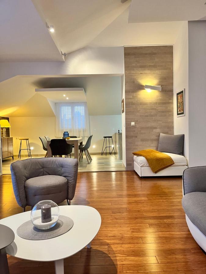 Sky - Beautiful Rooftop Apartment With Shared Pool Σπλιτ Εξωτερικό φωτογραφία
