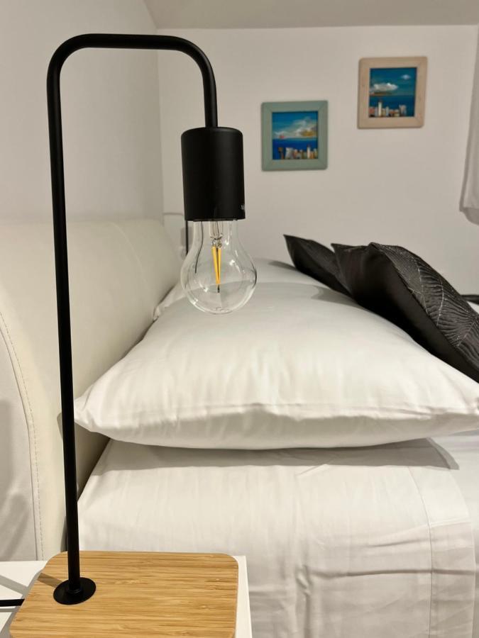 Sky - Beautiful Rooftop Apartment With Shared Pool Σπλιτ Εξωτερικό φωτογραφία